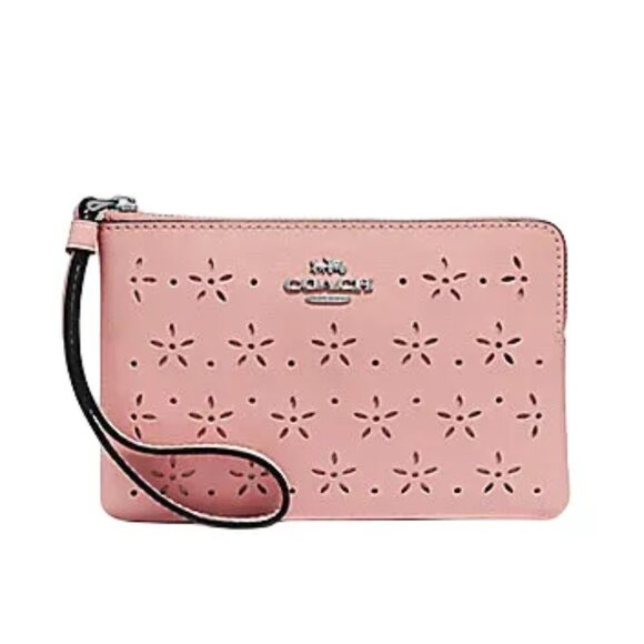 Limited Edition Rare Coach Baby Pink Leather Wristlet with Petal Cutouts - Picture 1 of 6